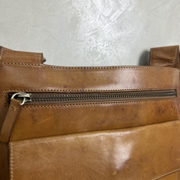 YsL 棕色皮革 斜背包 