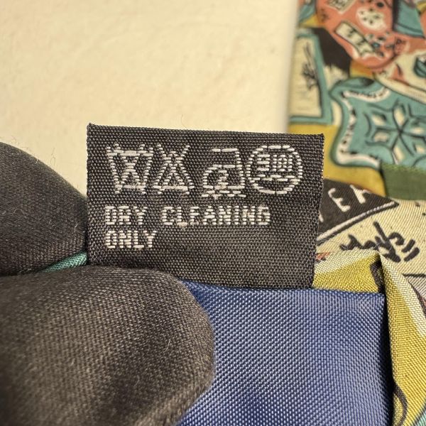 Valentino 復古電話領帶（中古） 