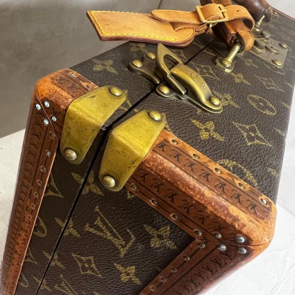 Lv 老花古董硬箱 