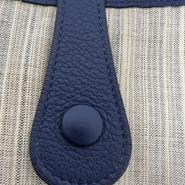 Hermès Evelyne草編手袋 