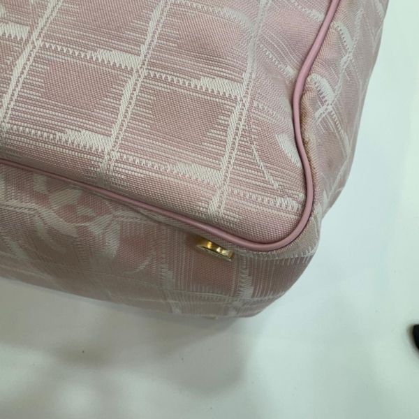 Chanel 尼龍休閒包 