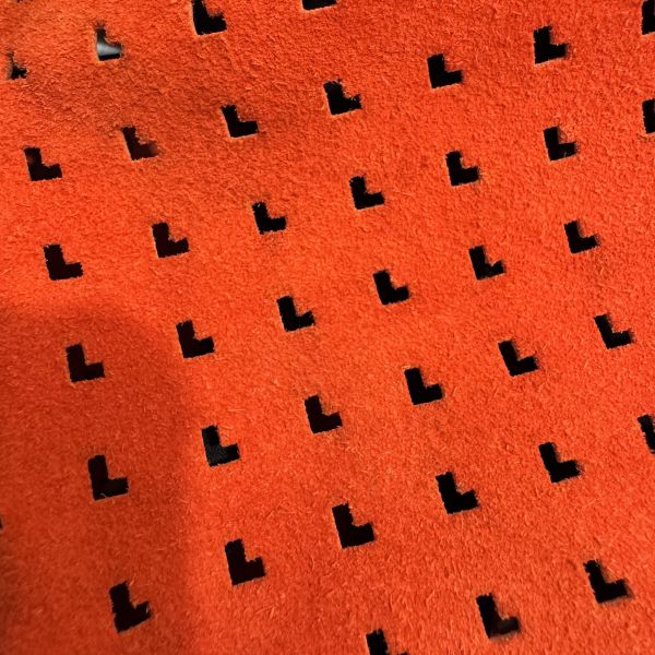 Loewe 羅意威 Anagram 麂皮單肩包 