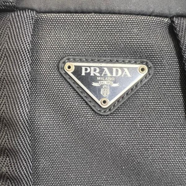 PRADA 帆布後背包 