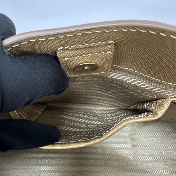 PRADA 普拉達Saffiano Fori 托特包 