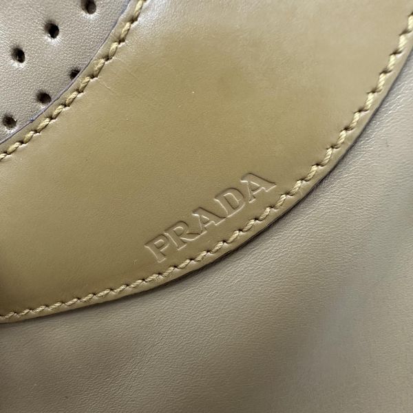 Prada 普拉達 棕色皮革保齡球包 