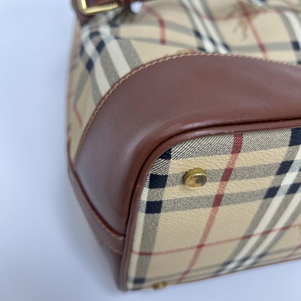 Burberry經典戰馬格紋水桶包 