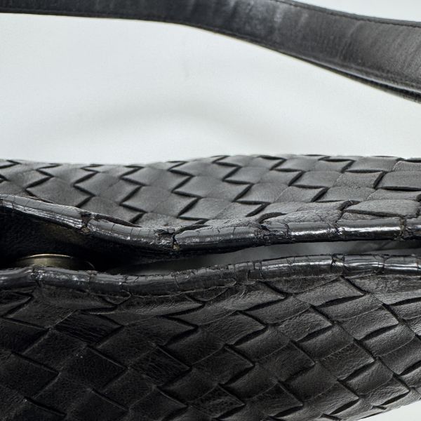 Bottega Veneta 皮革編織流浪包 