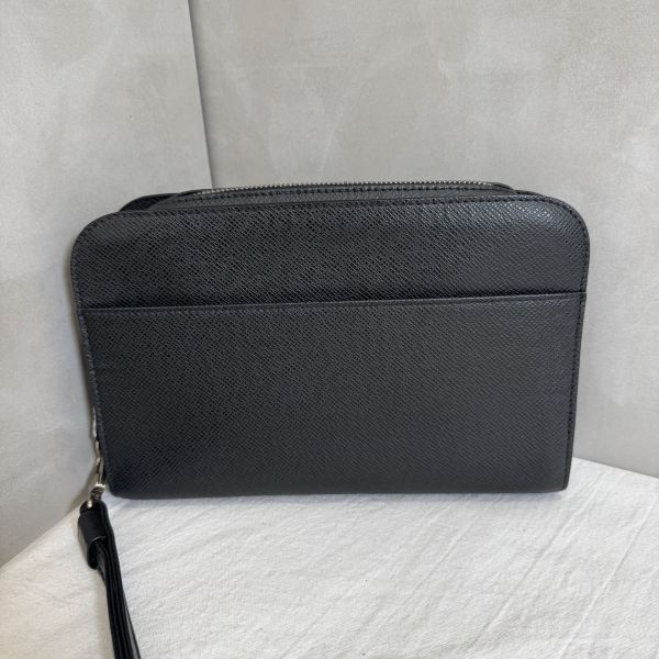 LV 鐵灰色 皮革 手拿包 