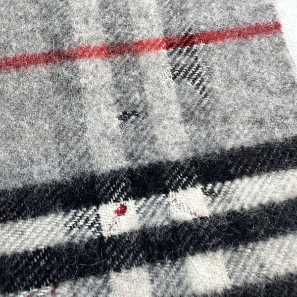 Burberry 巴寶莉 羊毛格紋圍巾 