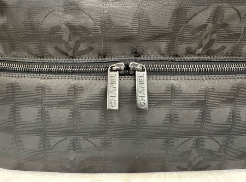 Chanel 旅行系列手提包 