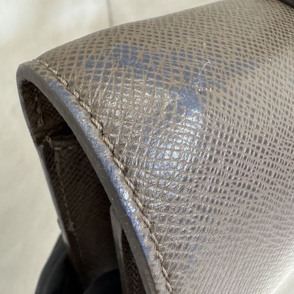 LV 咖啡色 EPI Robusto 1商務包 