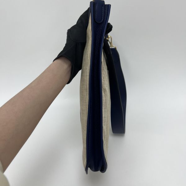 Hermès Evelyne草編手袋 