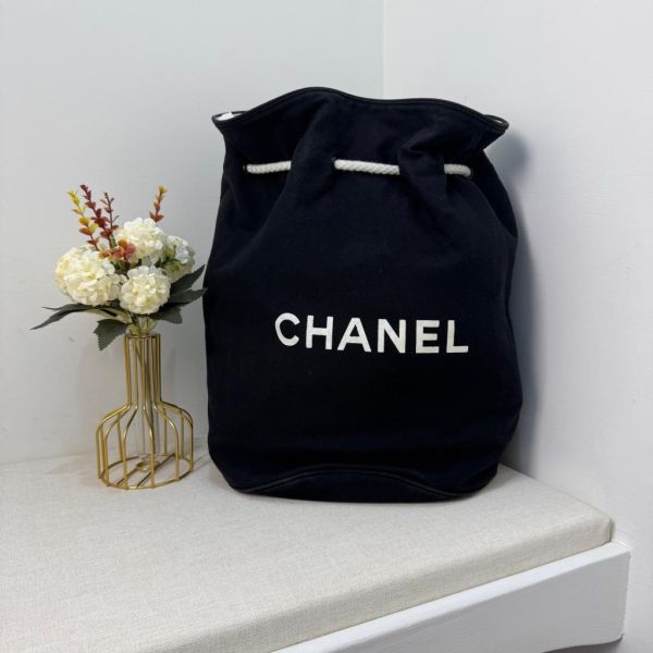 Chanel 抽繩帆布後背包 