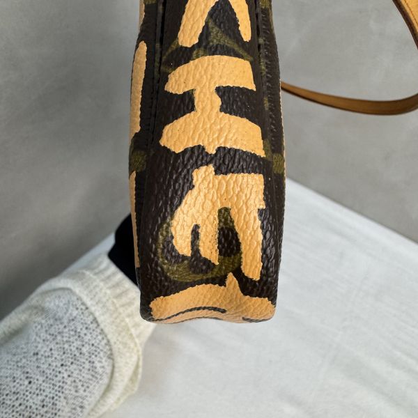 Louis Vuitton 塗鴉麻將包 