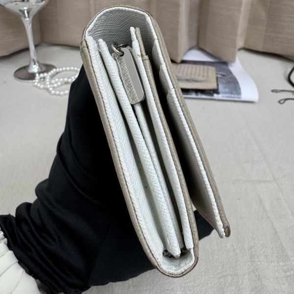 agnes b. 米色長款錢包 