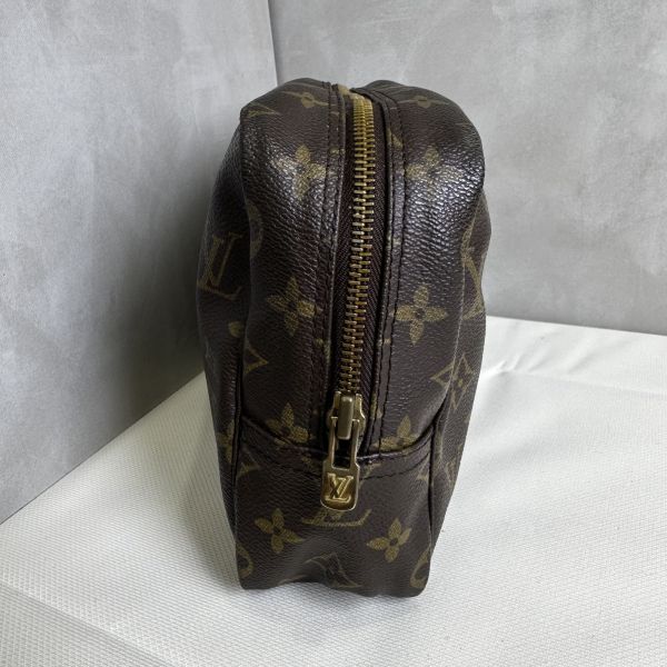 Louis Vuitton 經典化妝包 