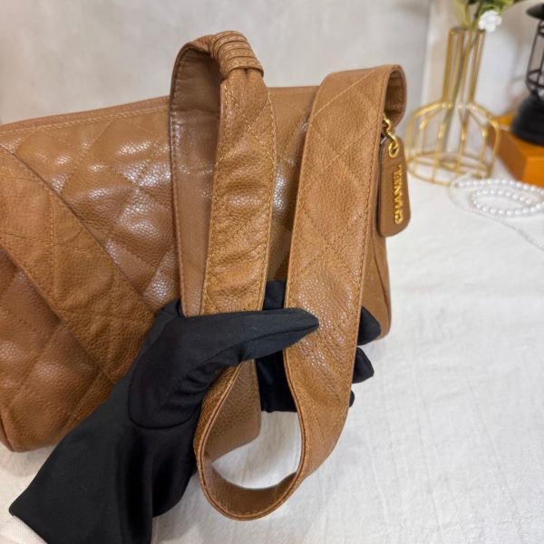 Chanel 咖金皮寬帶相機包 