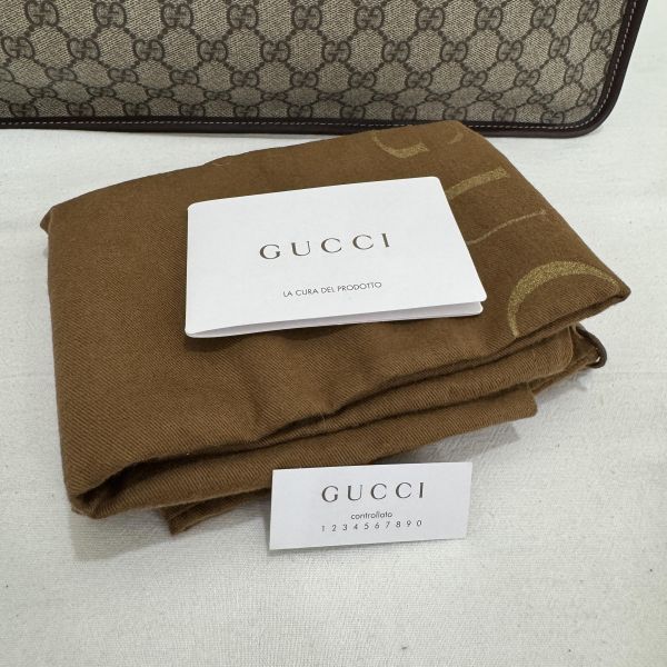 Gucci 古馳 GG supreme 帆布公事包 