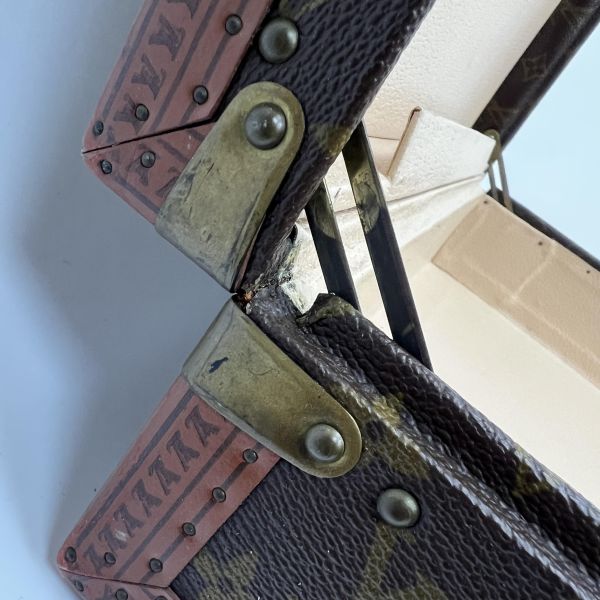 LV 經典老花硬殼行李箱43’’ 