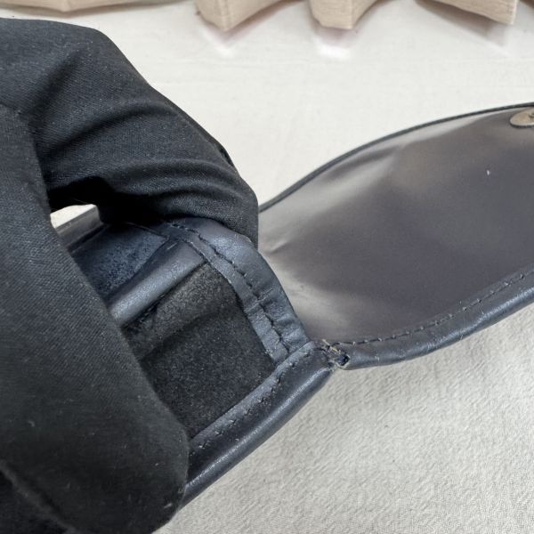 Gucci麂皮馬銜扣腰包 