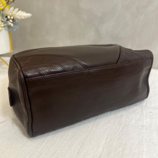 CHANEL 復古魚子醬皮革化妝包 