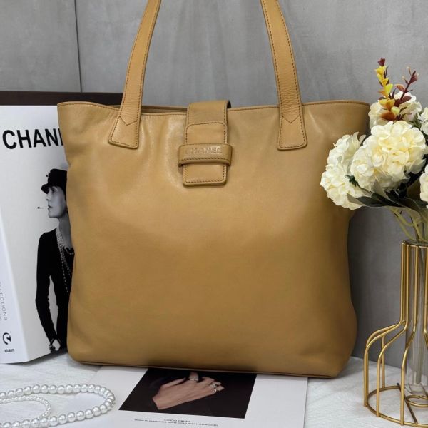 Chanel 全皮托特包 