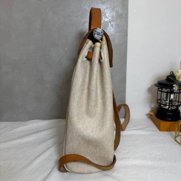 Hermès 帆布焦糖雙肩包 