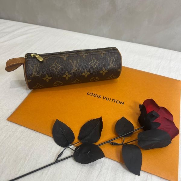 Louis Vuitton  圓筒筆袋 