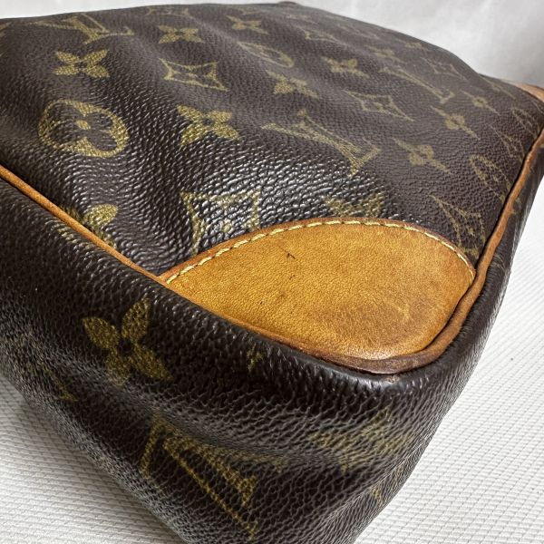 Louis Vuitton 經典手拿包 