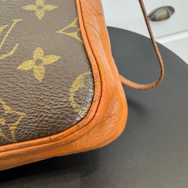 Louis Vuitton 方型手拿包 