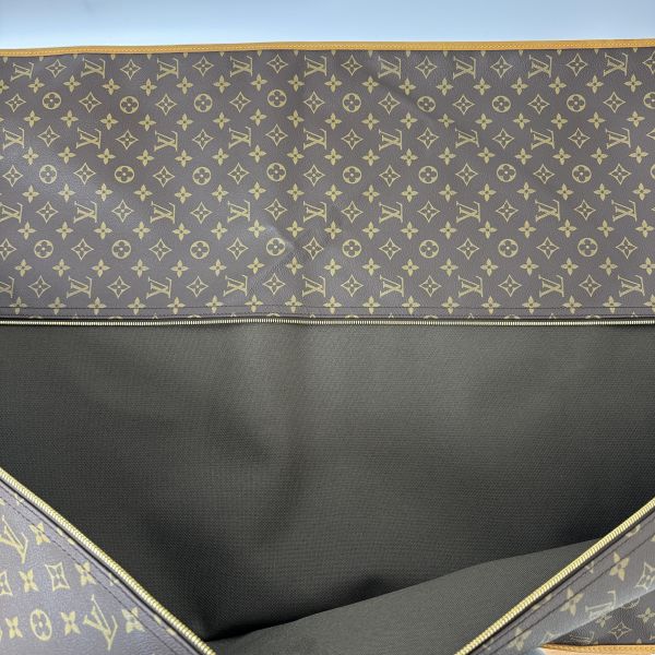 Louis Vuitton  Monogram 帆布西裝套 