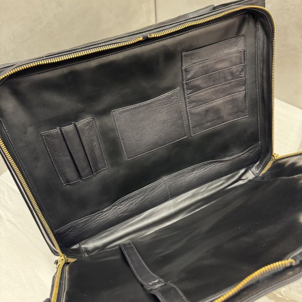 Chanel 黑色公事包 