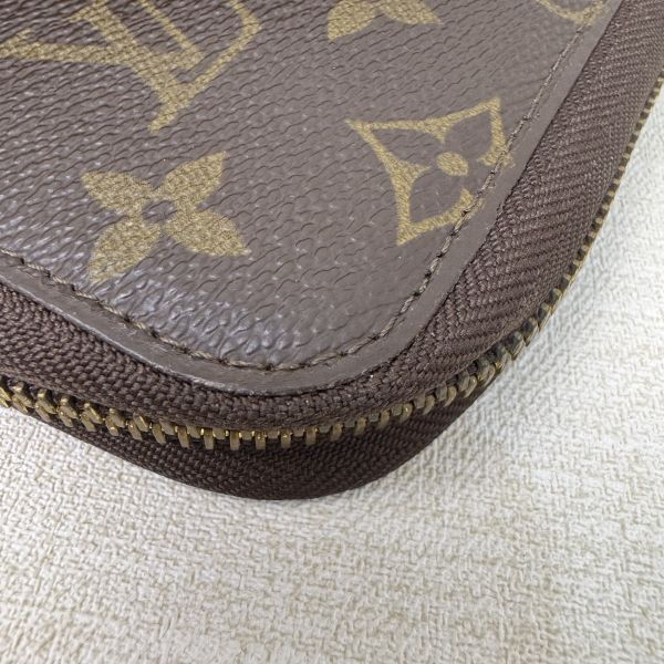 Louis Vuitton 老花多功能手拿包 