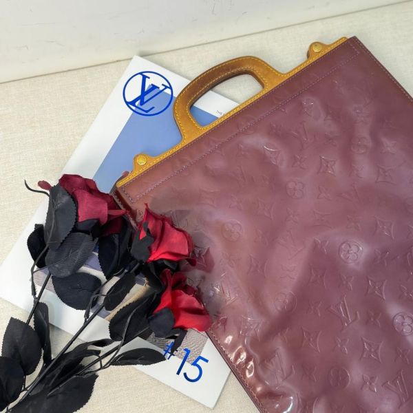Louis Vuitton 漆皮琴譜手袋 