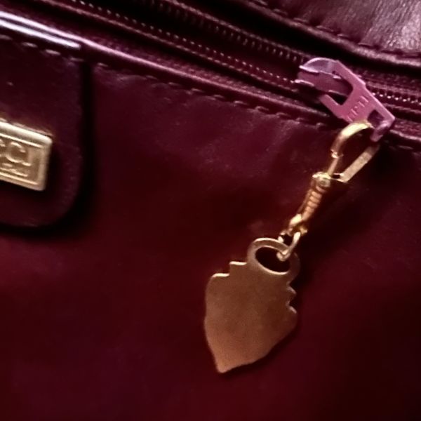 Gucci 古馳 酒紅色壓紋皮革水桶包 