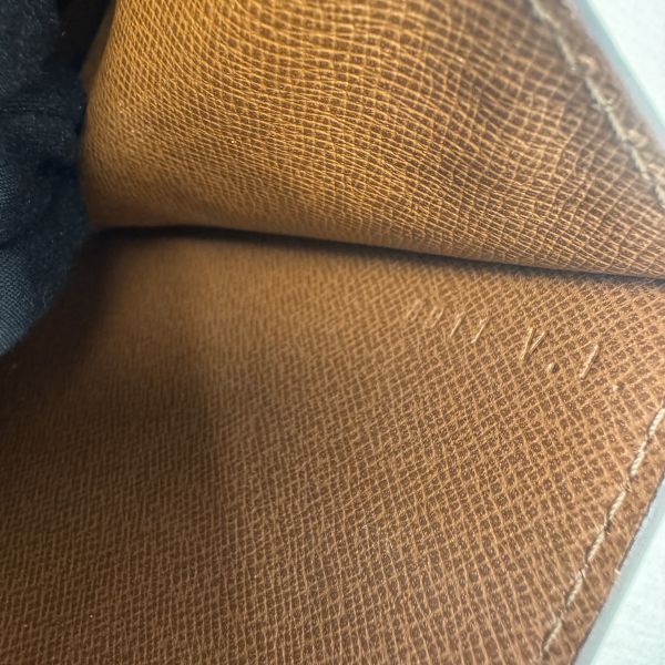 Louis Vuitton 金棕Epi手拿包 
