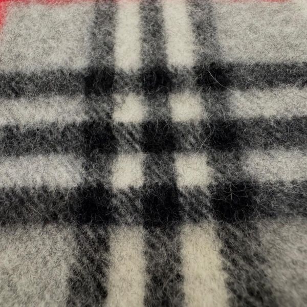 Burberry 經典格紋羊毛圍巾 