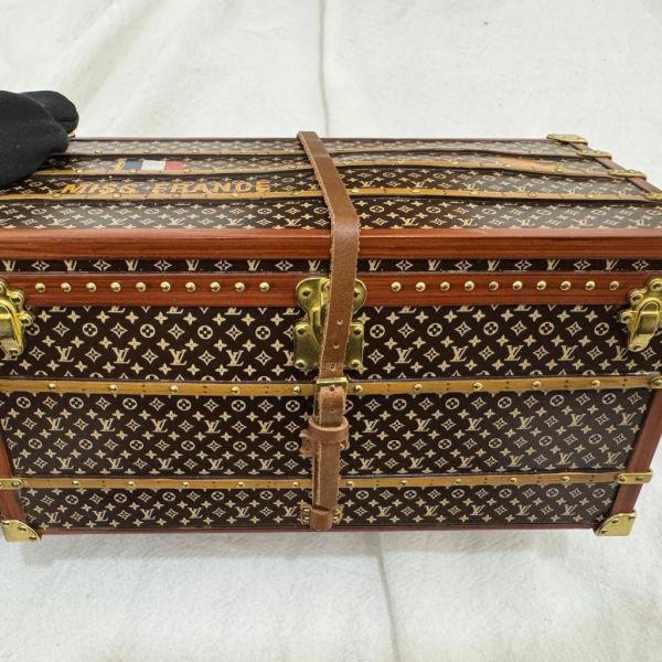 Louis Vuitton 行李箱造型擺飾 