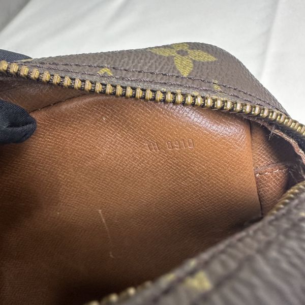 Louis Vuitton 23 手拿包 