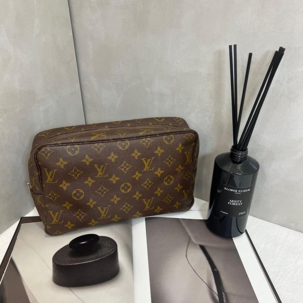 Louis Vuitton 經典手拿包 