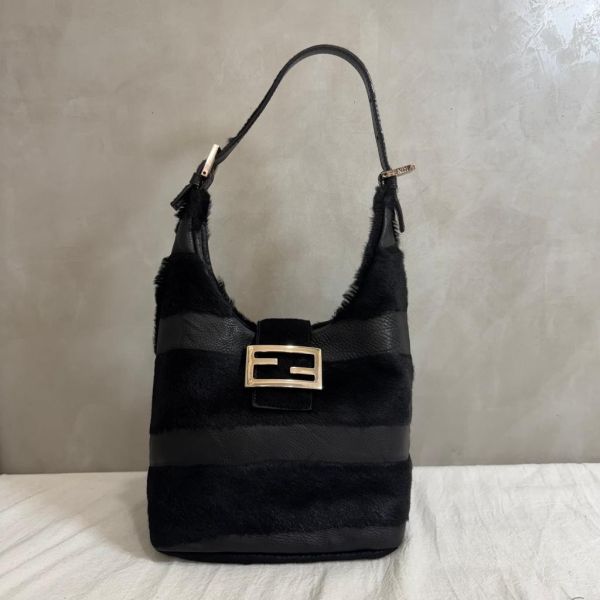 FENDI 馬毛黑色肩包 