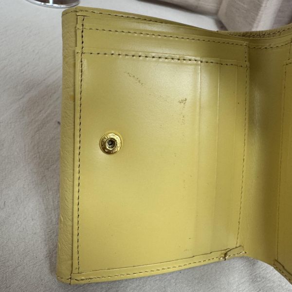 Versace 黃色鴕鳥皮錢包 