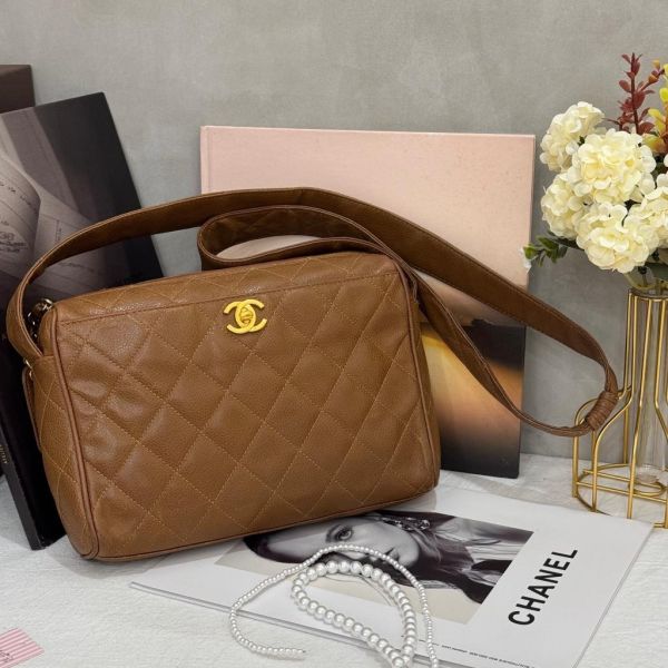 Chanel 咖金皮寬帶相機包 