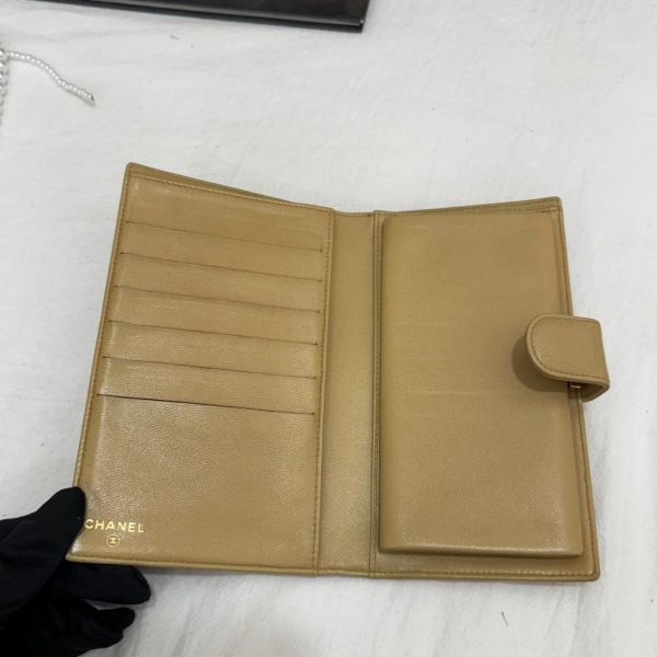 Chanel 米色長夾 