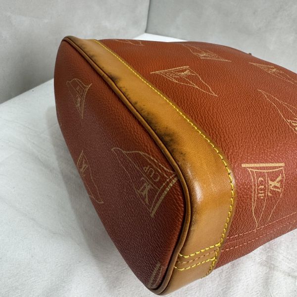 LV 1995美洲杯帆船賽限量斜挎包 