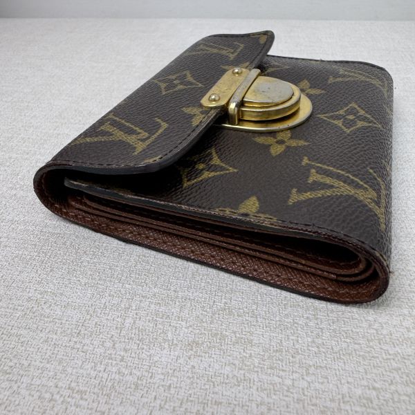 Louis Vuitton 曼哈頓金釦短夾 