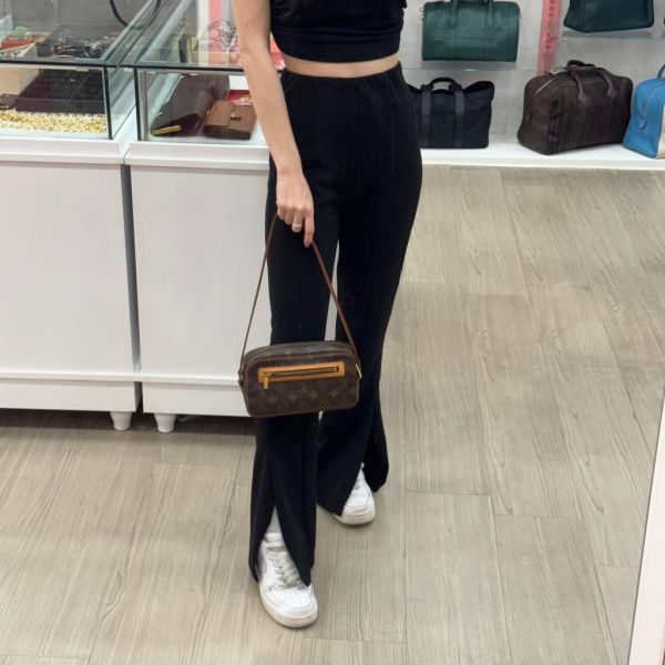 Louis Vuitton 小號開口笑腋下包 