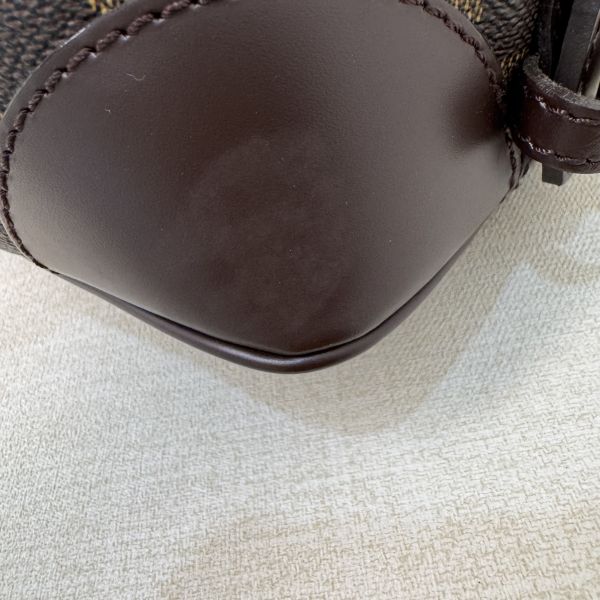 Louis Vuitton 棋盤格拉鍊手拿包 