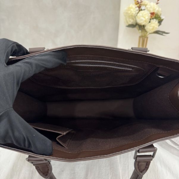 Louis Vuitton Epi Sac Plat 琴譜包 咖啡色 