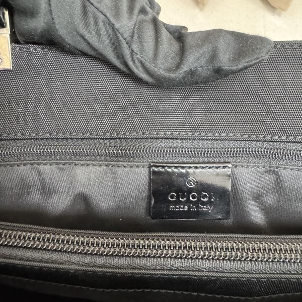 Gucci 黑色托特包 